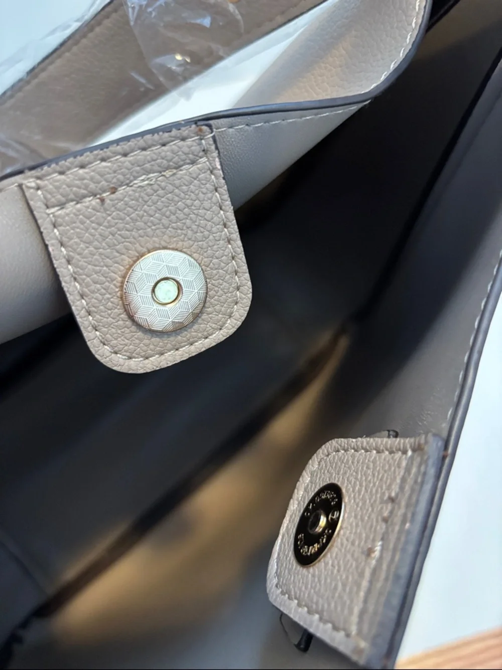 NEW! Badgley Mischka Taupe Tan Pebbled Vegan Faux Leather Tote with Top Handle - Picture 7 of 10